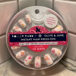 Roller Rabbit x Target - Olive & June Press-On Fake Nails - Round - Sea Life